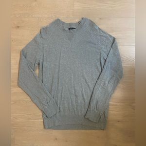 Men’s RW&Co Sweater - Medium